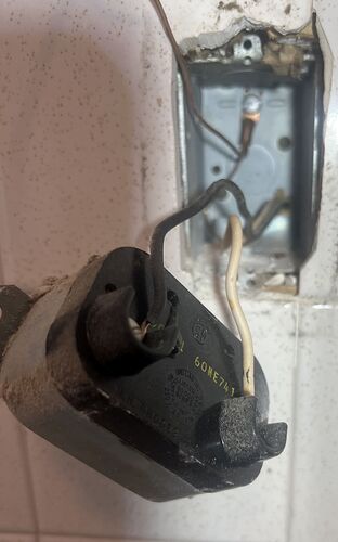 old_fan_switch_box01